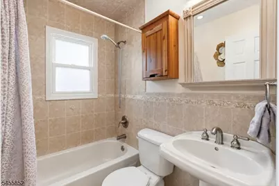24 Sunset Dr, Clark Township, NJ 07066 - Photo 9