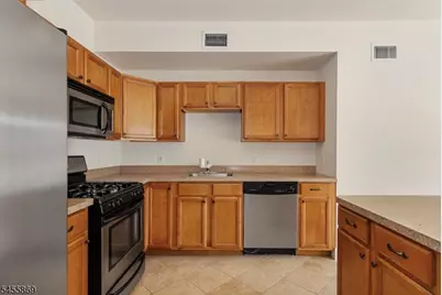 1677 Springfield Ave, Unit #2, Maplewood, NJ 07040 - Photo 5