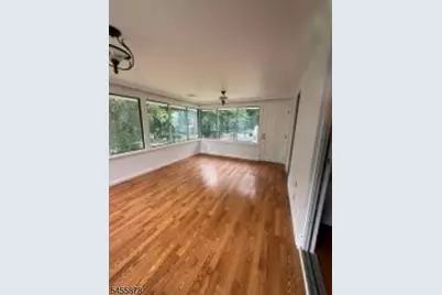 533 Ramapo Valley Rd, Oakland, NJ 07436 - Photo 9