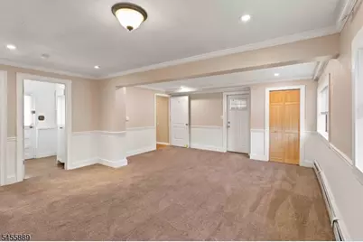 112 Sand Rd, Fairfield, NJ 07004 - Photo 13