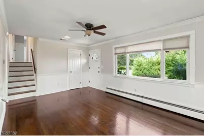 112 Sand Rd, Fairfield, NJ 07004 - Photo 5