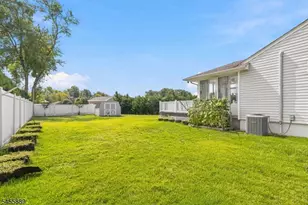 112 Sand Rd, Fairfield, NJ 07004 - Photo 29