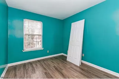 1148 W 7th St, Plainfield, NJ 07063 - Photo 7