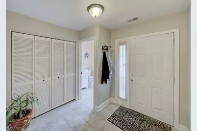 1102 Fox Hill Pl, Holland Township, NJ 08848 - Photo 3
