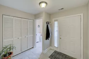 1102 Fox Hill Pl, Holland Township, NJ 08848 - Photo 3