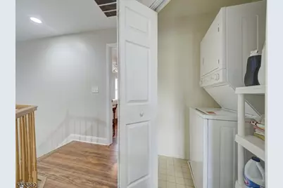 1102 Fox Hill Pl, Holland Township, NJ 08848 - Photo 15