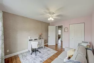 1102 Fox Hill Pl, Holland Township, NJ 08848 - Photo 17