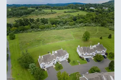 1102 Fox Hill Pl, Holland Township, NJ 08848 - Photo 23