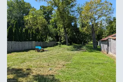 425 Julius Pemberton Rd, Springfield Twp., NJ 08068 - Photo 3