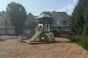 173 Terrace Ct, Pompton Lakes, NJ 07442 - Photo 29