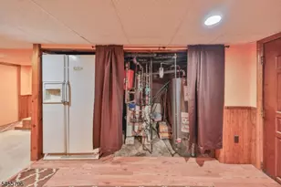 40 Chambers St, Phillipsburg, NJ 08865 - Photo 43
