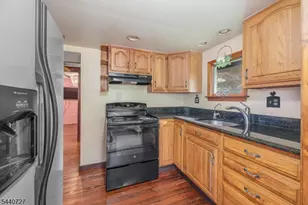 78 Woodlawn Rd, Sparta Township, NJ 07871 - Photo 15