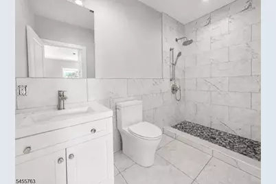 84 Beech St, Belleville, NJ 07109 - Photo 25