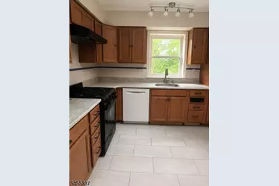 37 Goltra Dr, Bernards Township, NJ 07920 - Photo 3