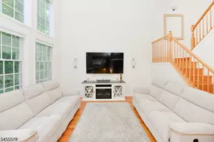 90 Summer Hill Rd, Wayne, NJ 07470 - Photo 15