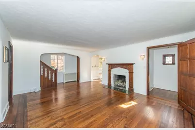 21 N Glen Rd, Mountain Lakes, NJ 07046 - Photo 5