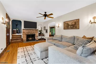 10 Passaic Ave, Roseland, NJ 07068 - Photo 5