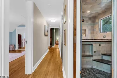 10 Passaic Ave, Roseland, NJ 07068 - Photo 21