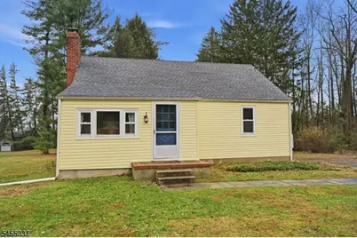 131 Crusher Rd, Hopewell Township, NJ 08525 - Photo 3
