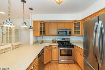 31 Lockley Ct, Mountain Lakes, NJ 07046 - Photo 7