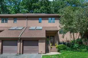 31 Lockley Ct, Mountain Lakes, NJ 07046 - Photo 1