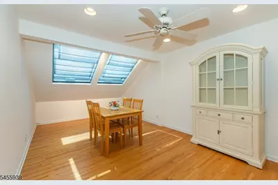 31 Lockley Ct, Mountain Lakes, NJ 07046 - Photo 5