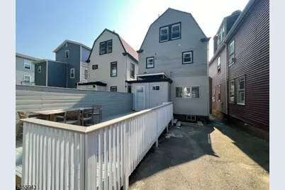 823 S 14th St, Newark, NJ 07108 - Photo 23