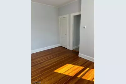 75 Pine St #3R, Montclair, NJ 07042 - Photo 5