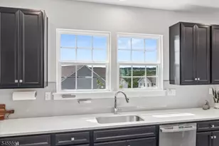 2 Vansickle Ct, Roxbury Township, NJ 07850 - Photo 15