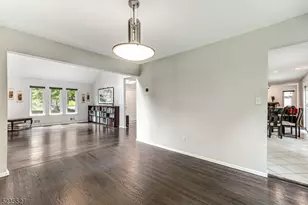 33 Highmount Ave, Warren Township, NJ 07059 - Photo 7