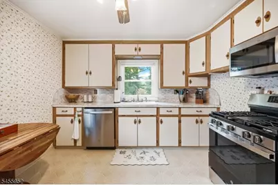 80 Reinman Rd, Warren Township, NJ 07059 - Photo 7