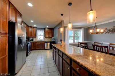 1 Evelyn Pl, Pequannock Township, NJ 07444 - Photo 11