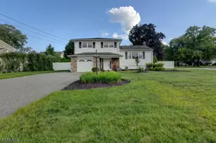 1 Evelyn Pl, Pequannock Township, NJ 07444 - Photo 41
