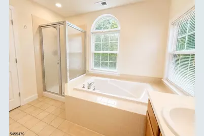 23 Liberty Ridge Rd, Bernards Township, NJ 07920 - Photo 9