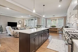 103 Mariners Pointe, Hopatcong, NJ 07843 - Photo 5