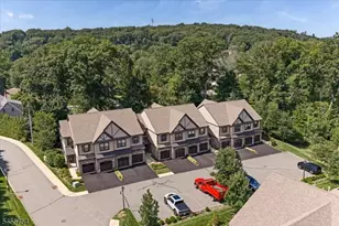 103 Mariners Pointe, Hopatcong, NJ 07843 - Photo 31