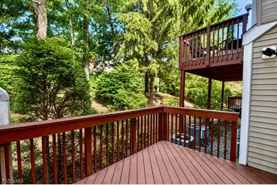 7 Pine Hollow Ct, Jefferson Township, NJ 07438 - Photo 17