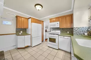 1245 Oakland Ave, Union Township, NJ 07083 - Photo 9