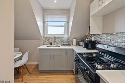 61 Washington Ter, East Orange, NJ 07017 - Photo 5
