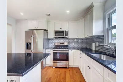237 N 8th St #2, Kenilworth, NJ 07033 - Photo 5