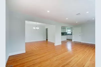 237 N 8th St #2, Kenilworth, NJ 07033 - Photo 15