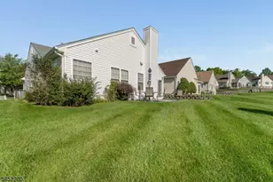 99 Kensington Cir, White Township, NJ 07823 - Photo 27