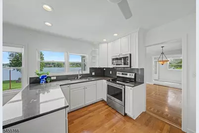 21 Musconetcong Ave, Stanhope, NJ 07874 - Photo 9