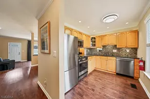 210 Riva Dr, Mansfield Township, NJ 07840 - Photo 9