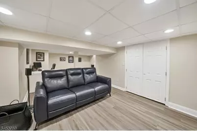 210 Riva Dr, Mansfield Township, NJ 07840 - Photo 17
