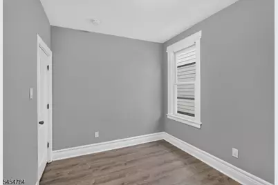 529 S Clinton St, East Orange, NJ 07018 - Photo 17