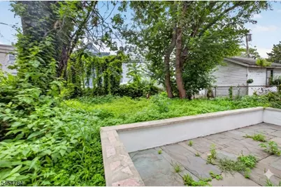 529 S Clinton St, East Orange, NJ 07018 - Photo 35