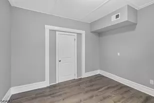 529 S Clinton St, East Orange, NJ 07018 - Photo 11