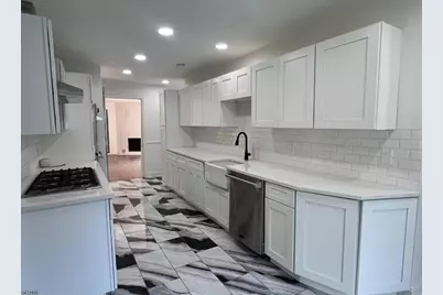 2 Twin Brooks Trl, Chester, NJ 07930 - Photo 5