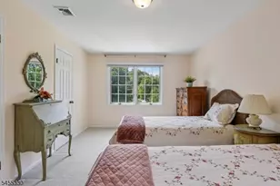 7 Dorset Cir, Caldwell, NJ 07006 - Photo 31